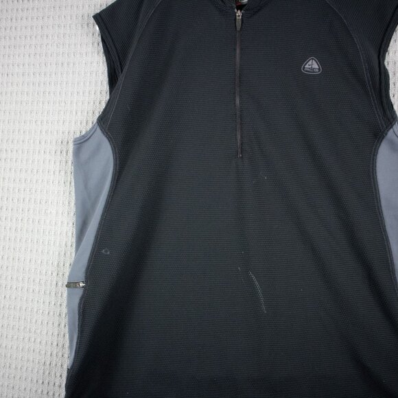 Nike ACG Two Tone Sphere Quarter Zip Sleeveless Tee - Picture 3 of 8